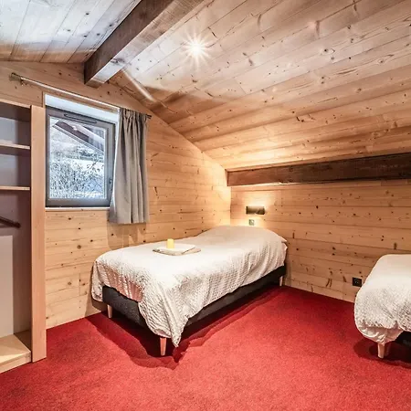 - Le Clos Savoyard * شاتيل